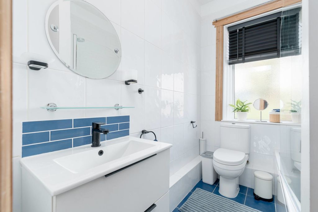 Additional image 11 of 2 bed flat for sale77/3 Kingsland Terrace, Rosetta Road, Peebles EH45