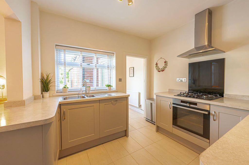 Additional image 6 of 4 bed terraced house for saleBeechwood Road, Newport NP19