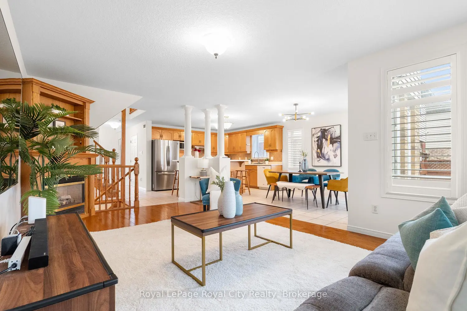131 Swift Crescent photo 2