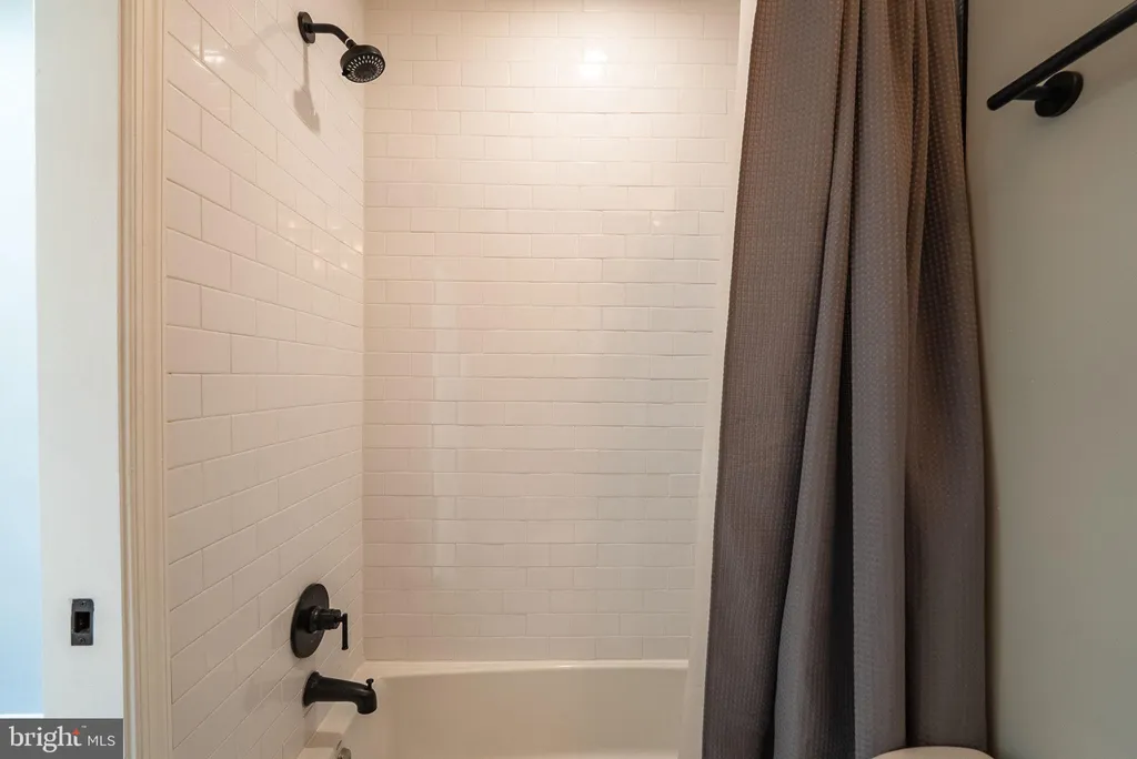 Additional image 22 of 4717 7th Street NE, Washington, DC 20017