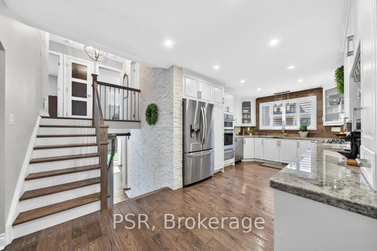 Additional image 9 of 323 Queen Victoria Drive