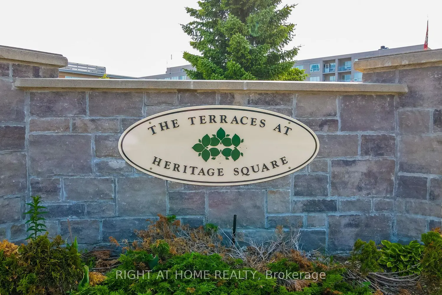 90 Dean Avenue 310
