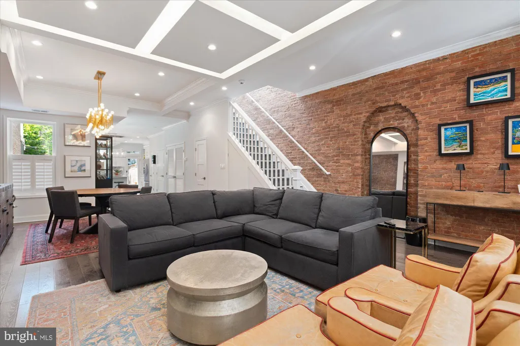 Additional image 7 of 1414 Columbia Street NW, Washington, DC 20001