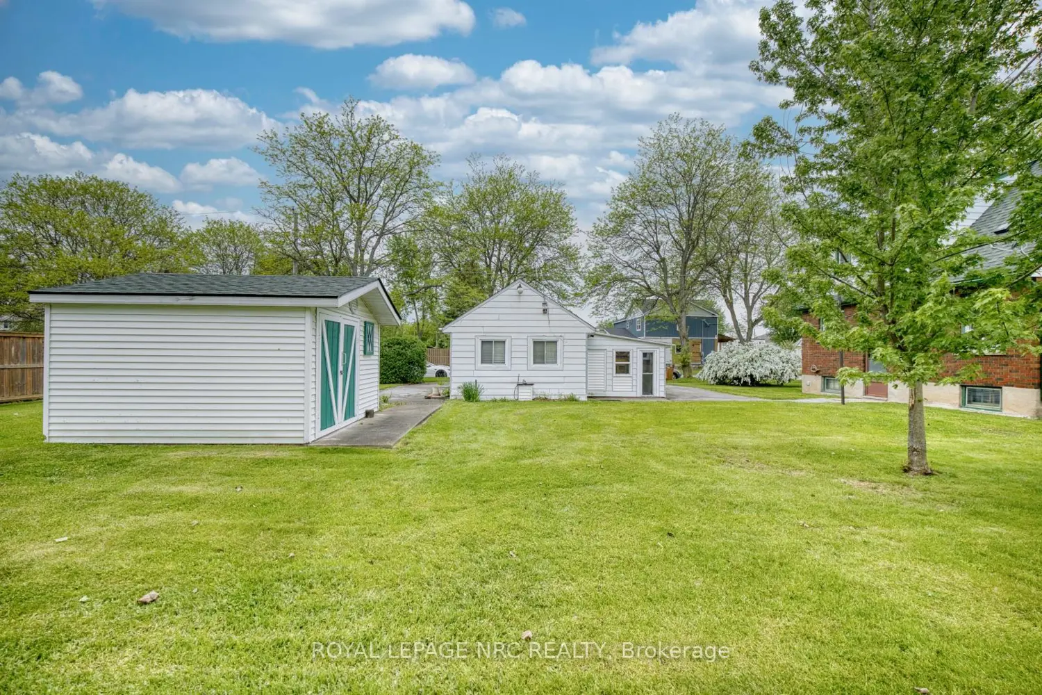 Additional image 15 of 4076 Welland Street