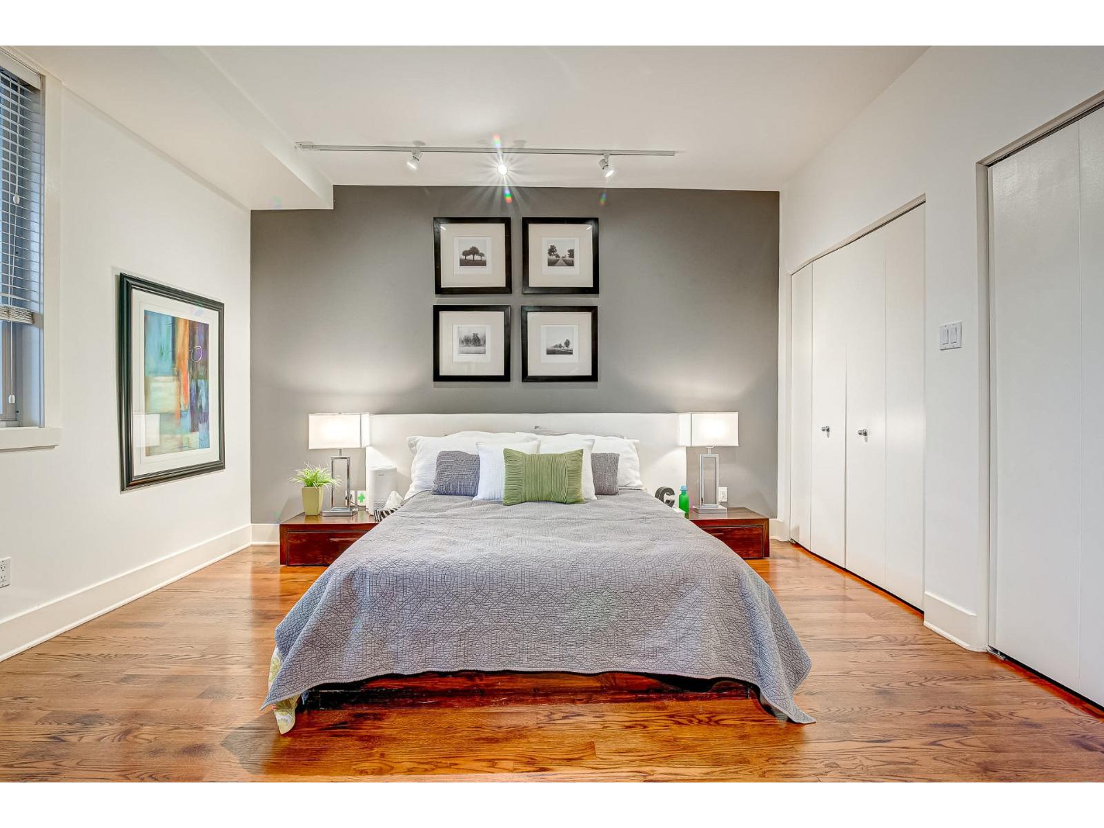 1400 Av. Overdale