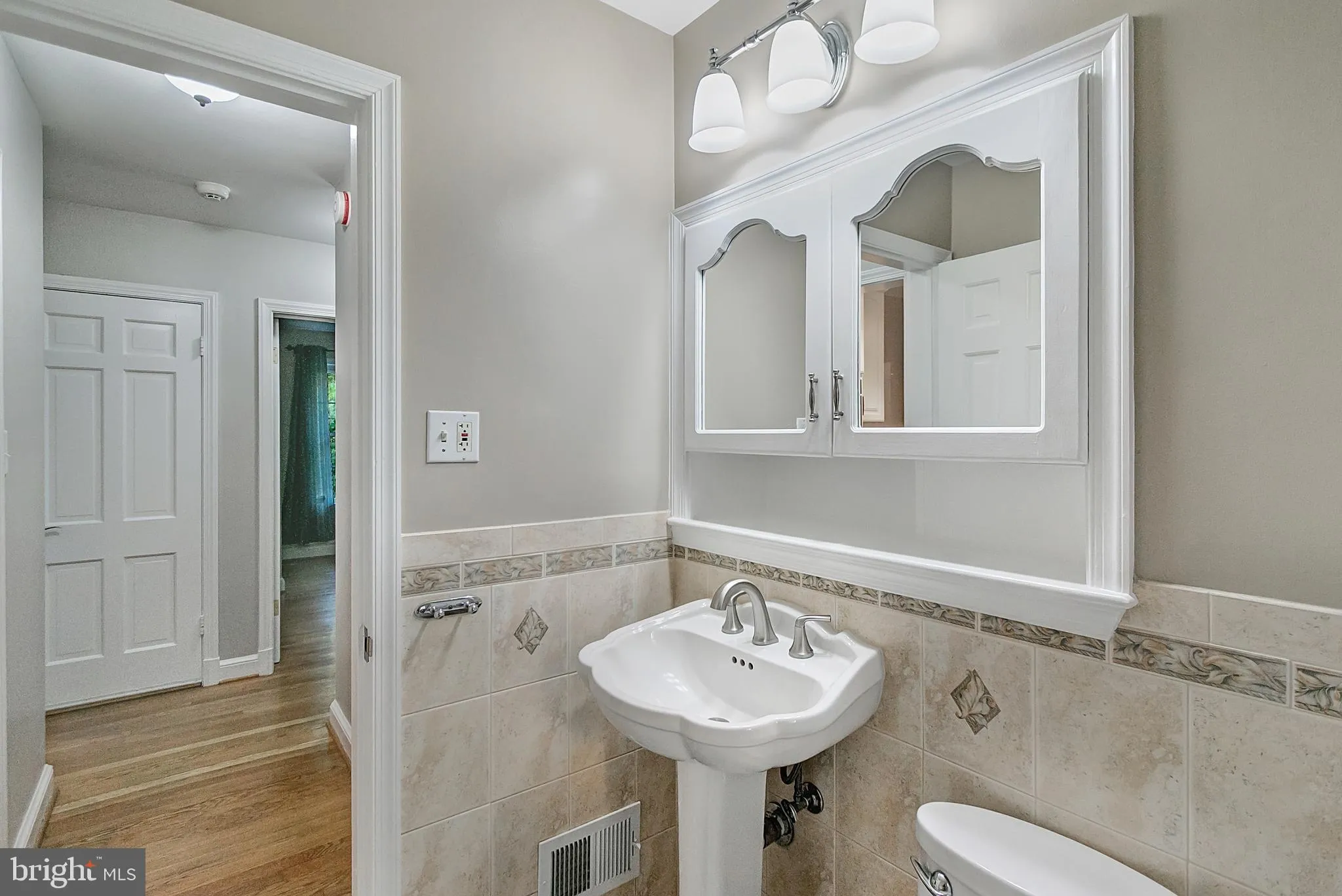 Additional image 63 of 2108 48th Street NW, Washington, DC 20007