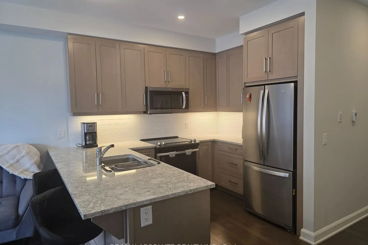 Additional image 2 of 160 Boundstone Way 203