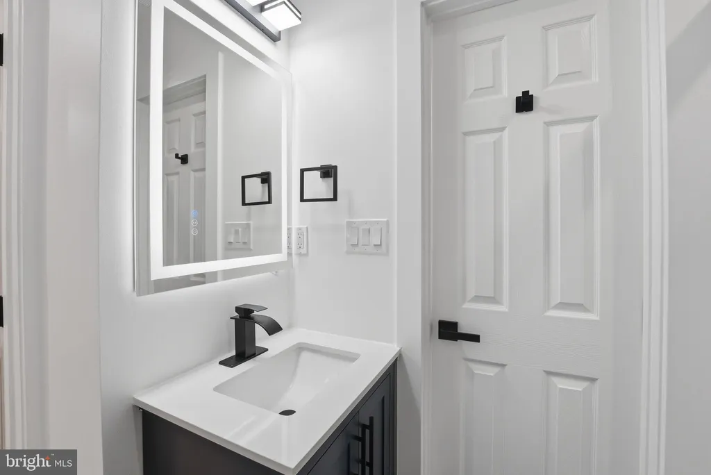 Additional image 45 of 129 Hamilton Street NW, Washington, DC 20011