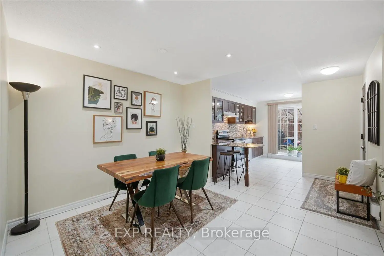 Additional image 5 of 1055 Dundas Street 167