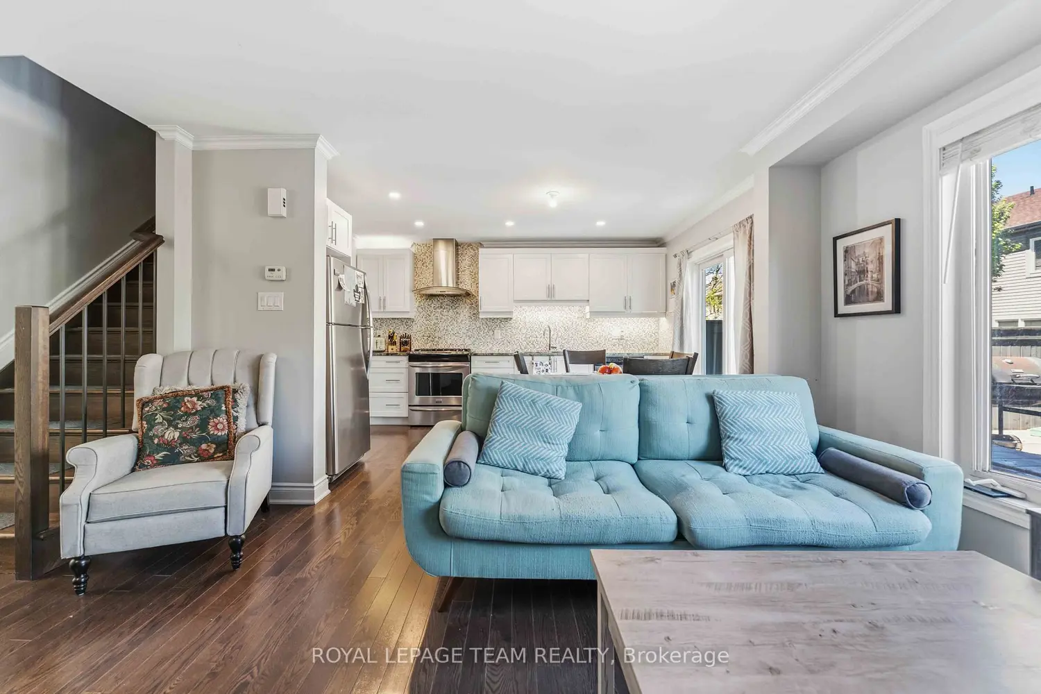 231 Cayman Road photo 4