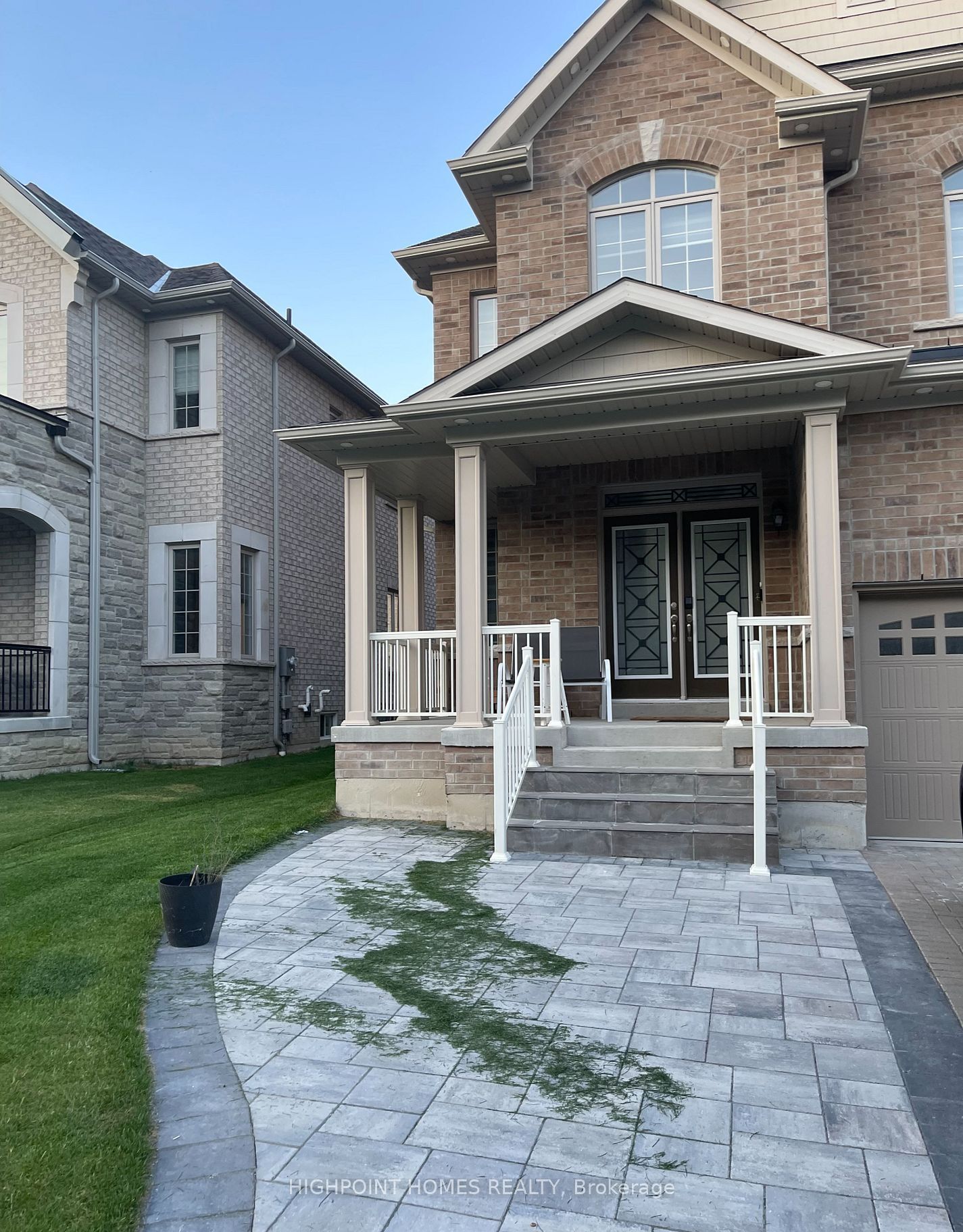 Additional image 2 of 28 Northern Breeze Crescent, Whitby, ON, L1R 0N9