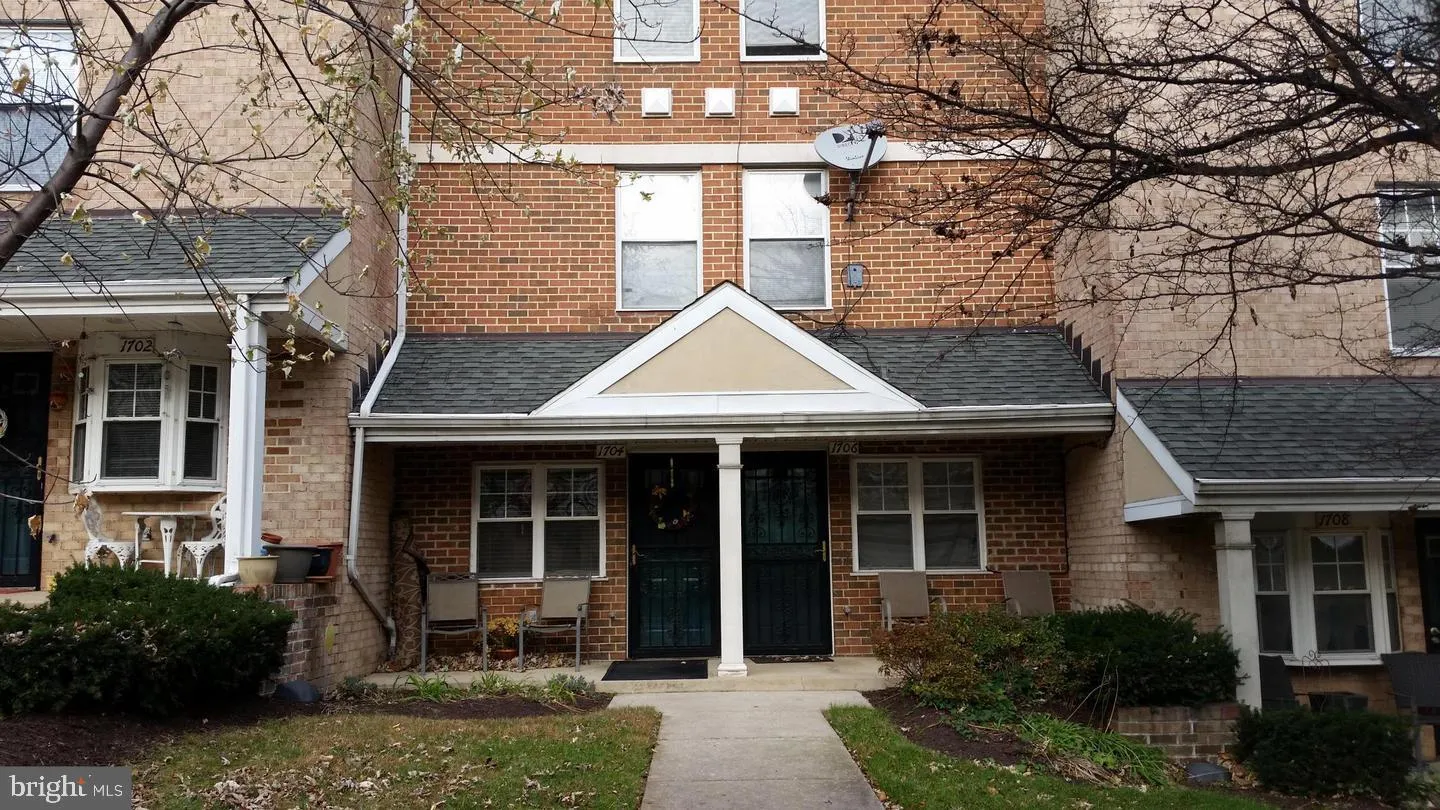 1704 NE Montana Avenue NE, Washington, DC 20018