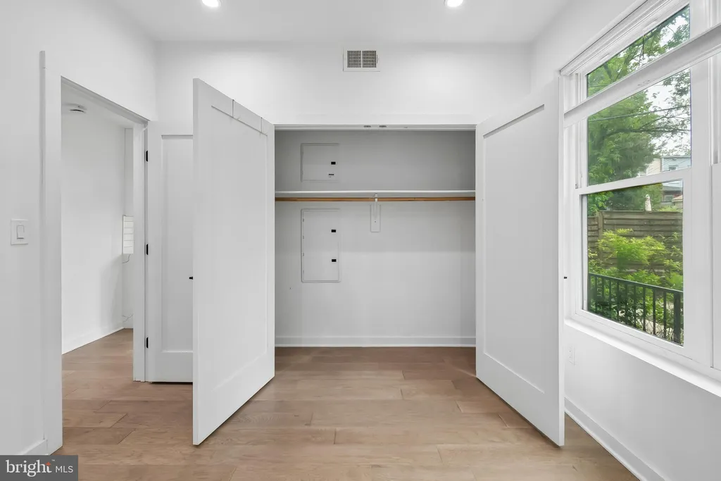 Additional image 12 of 1019 17th Place NE Unit 103, Washington, DC 20002