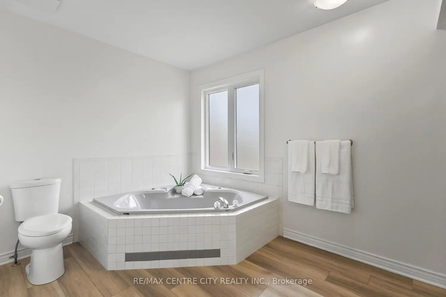 Additional image 7 of 83 Bracebridge Court