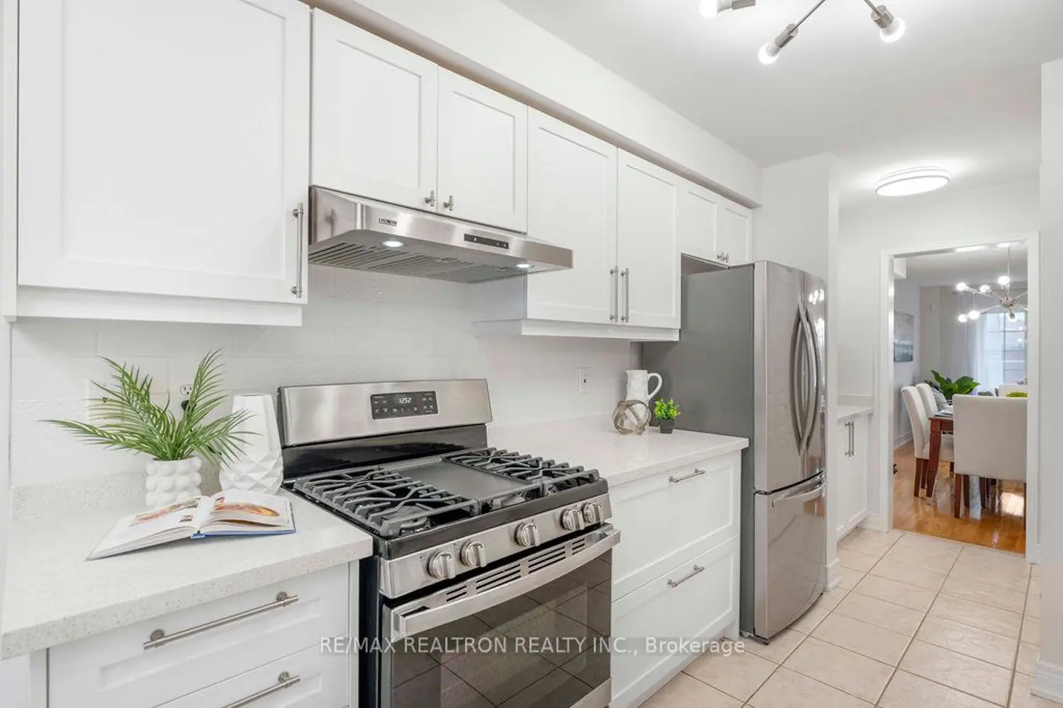 Additional image 7 of 2334 Bur Oak Avenue