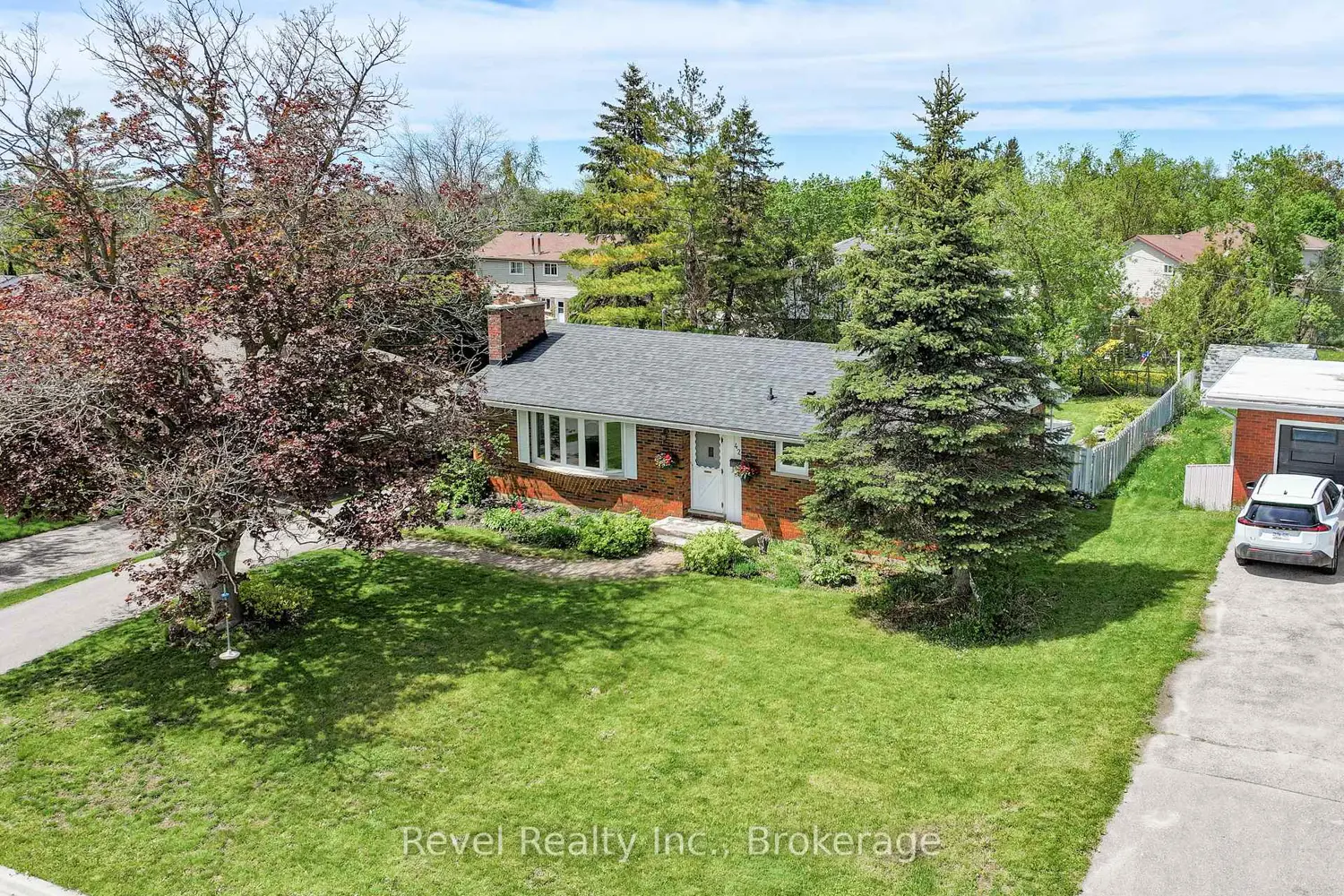 Additional image 2 of 42 Kawartha Drive