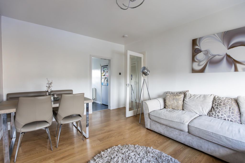 Additional image 3 of 3 bed flat for saleMain Street, Bellshill ML4