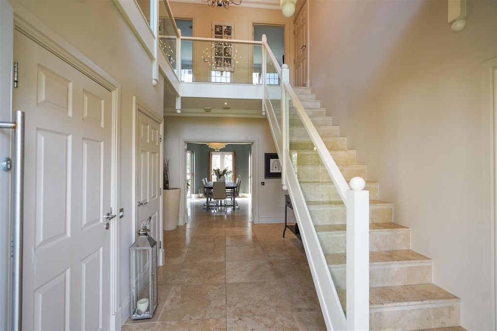 Additional image 4 of 5 bed property for saleSherborne Walk, Blackpill, Swansea SA3
