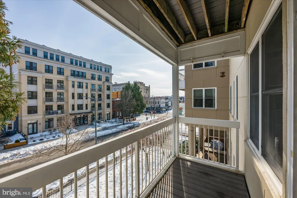 Additional image 10 of 2004 11th Street NW Unit 222, Washington, DC 20009