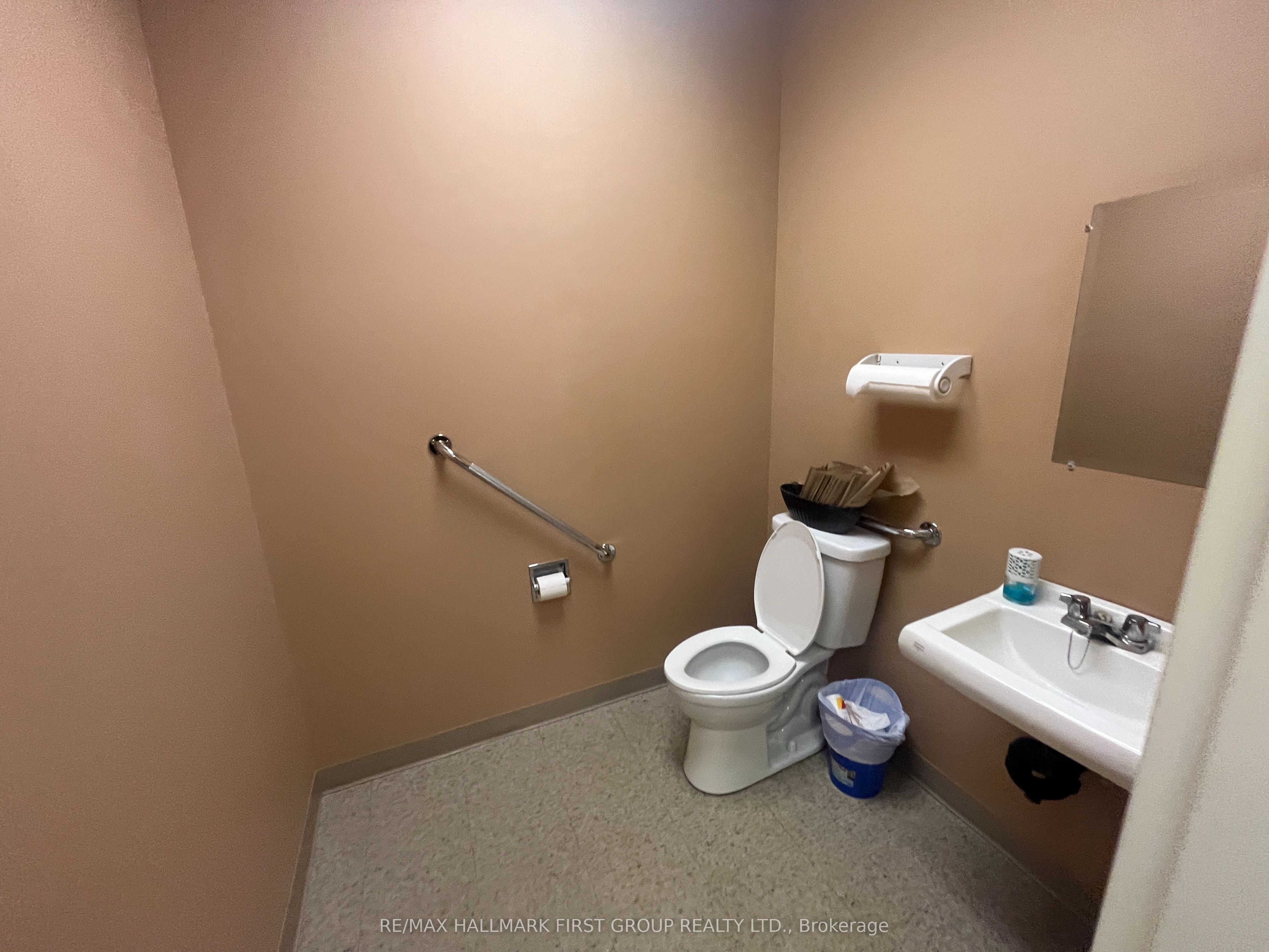 Additional image 5 of 12-1815 Ironstone Manor, Pickering, ON, L1W 3W9