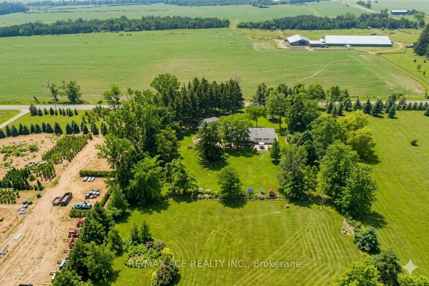 Additional image 20 of 5455 Hoxton Street