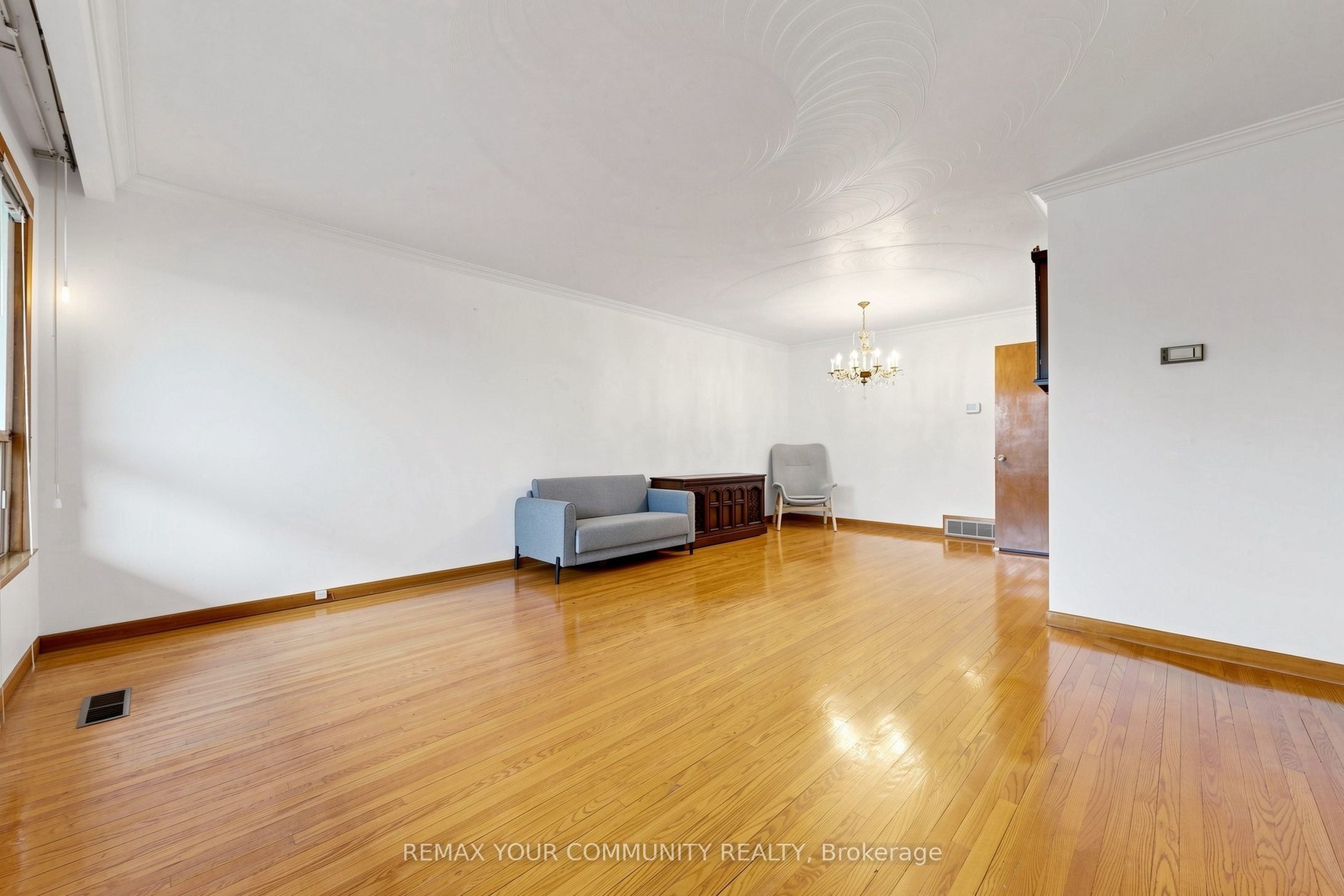 Additional image 3 of 21 Gade Drive, Toronto, ON, M3M 2K2