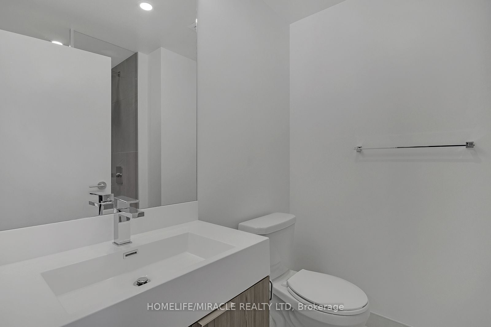 Additional image 4 of 1202-30 Samuel Wood Way, Toronto, ON, M9B 1B1