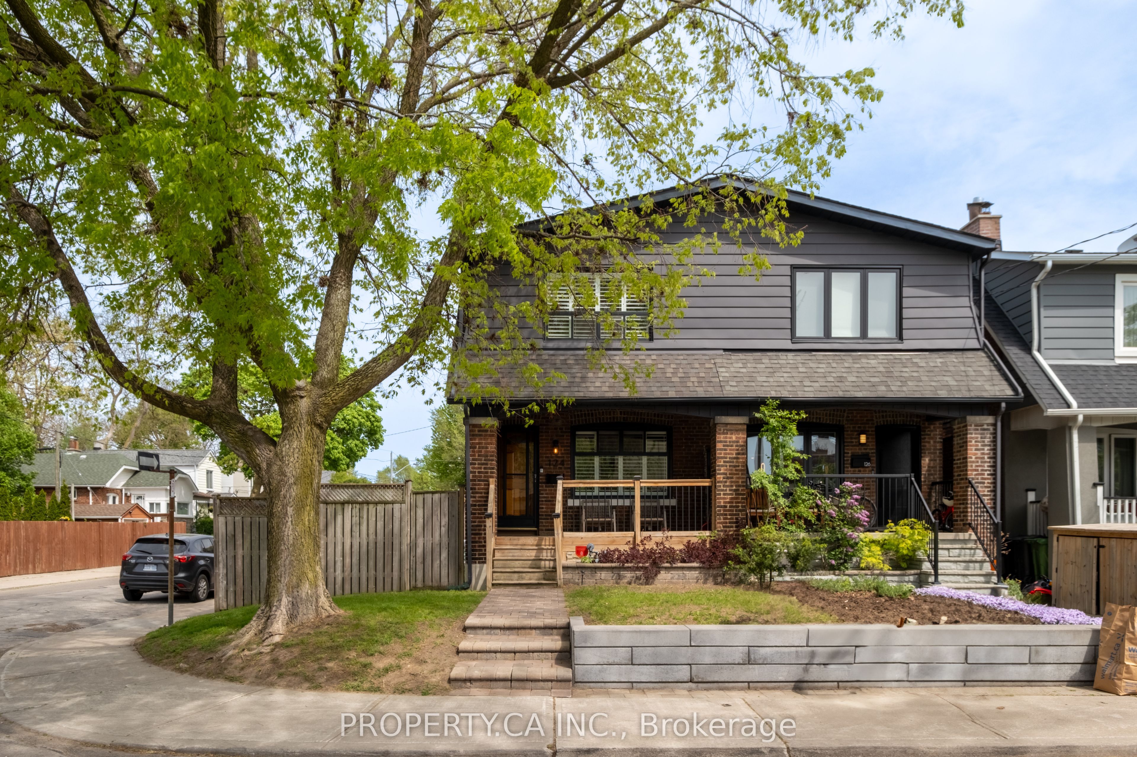 124 Milverton Boulevard, Toronto, ON, M4J 1V1