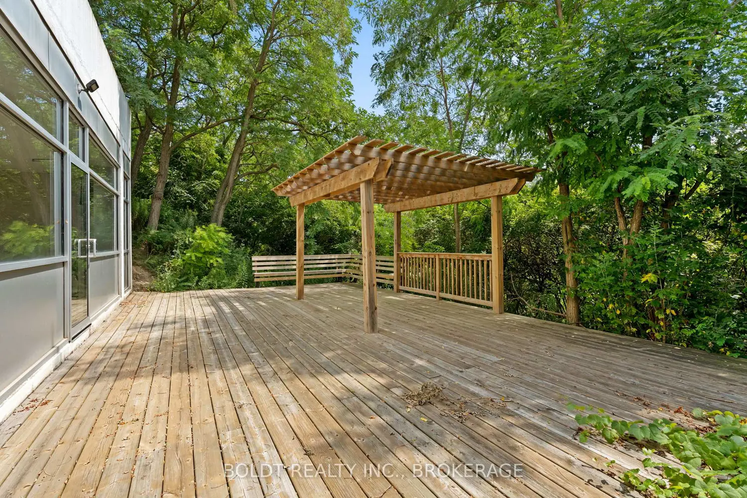 Additional image 14 of 35 Towering Heights Boulevard 1008
