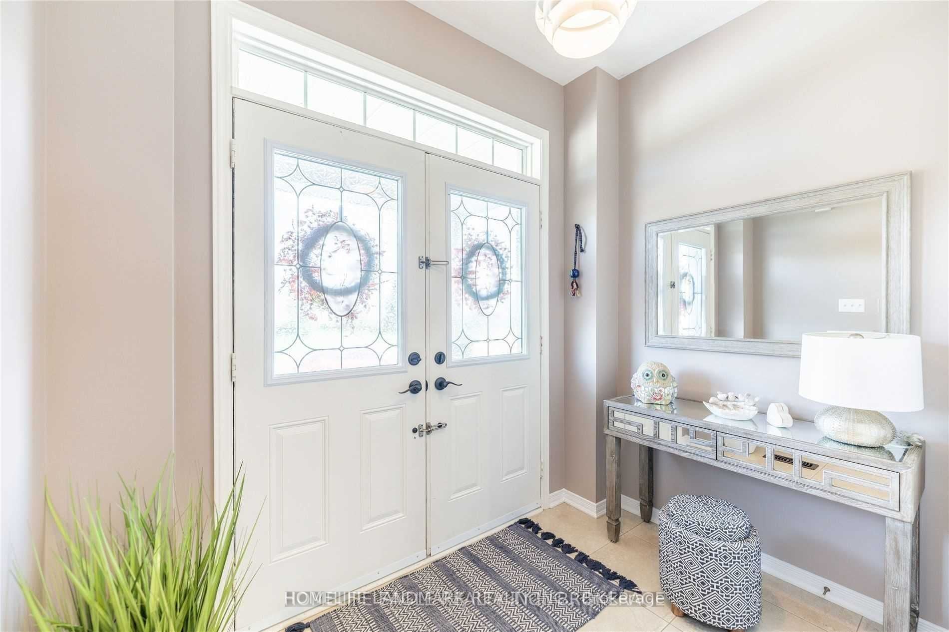 Additional image 2 of 1268 Mccron Crescent, Newmarket, ON, L3X 0C7