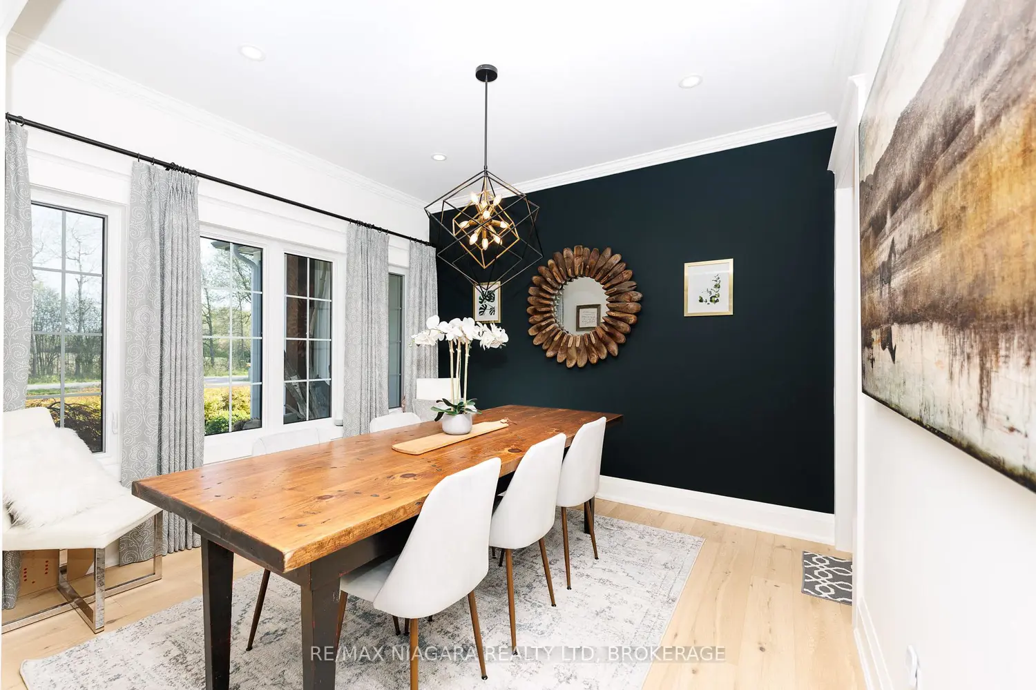 Additional image 7 of 1595 Bertie Street