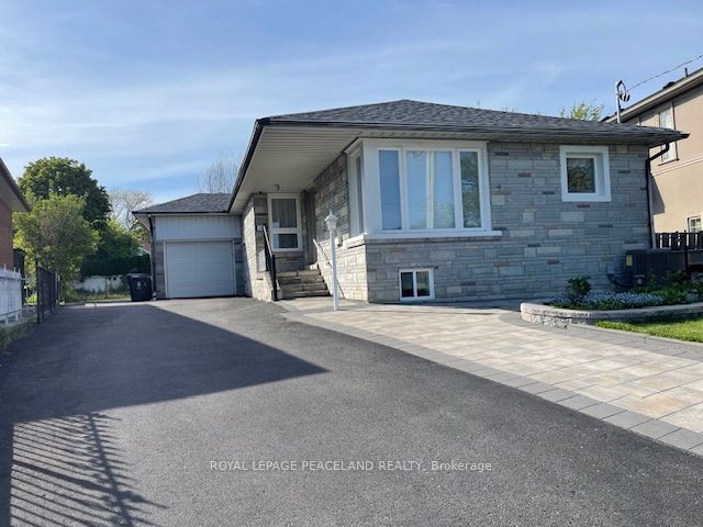 24 Yarn Road, Toronto, ON, M9B 1H5 photo 2