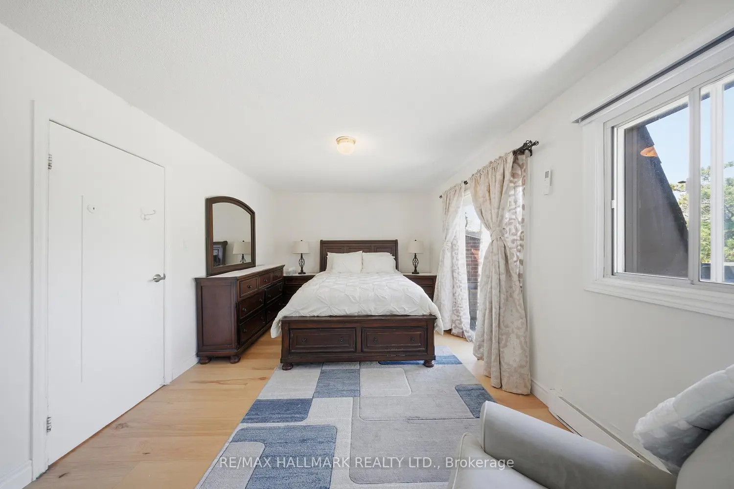 Additional image 8 of 6240 Montevideo Road 19