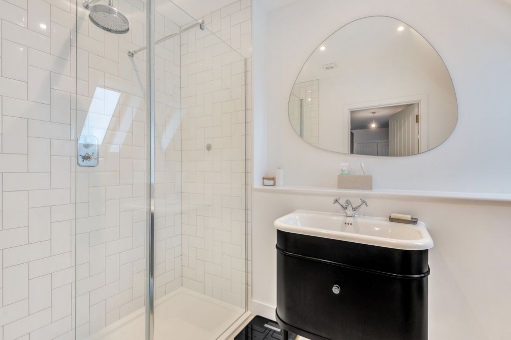 Additional image 20 of 4 bed semi-detached house for saleBower Farm, Bower Road, Mersham, Kent TN25