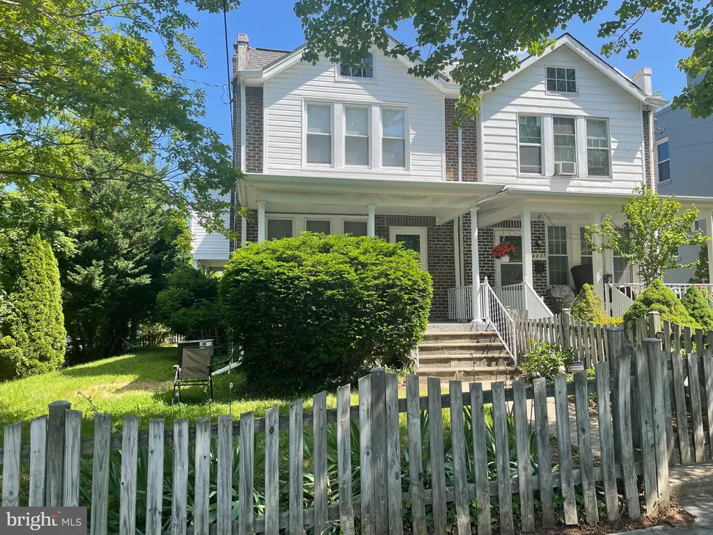 Additional image 2 of 4229 Brandywine Street NW, Washington, DC 20016