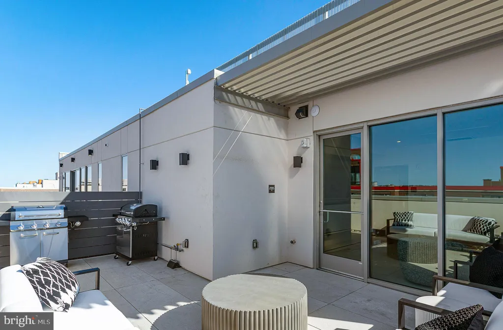 Additional image 12 of 1224 M Street NW Unit 304, Washington, DC 20005