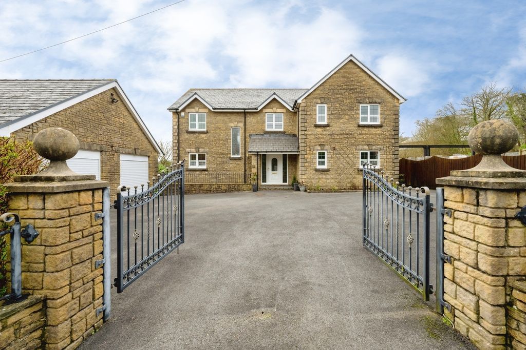 4 bed detached house for saleCulla Road, Trimsaran, Cydweli, Culla Road SA17