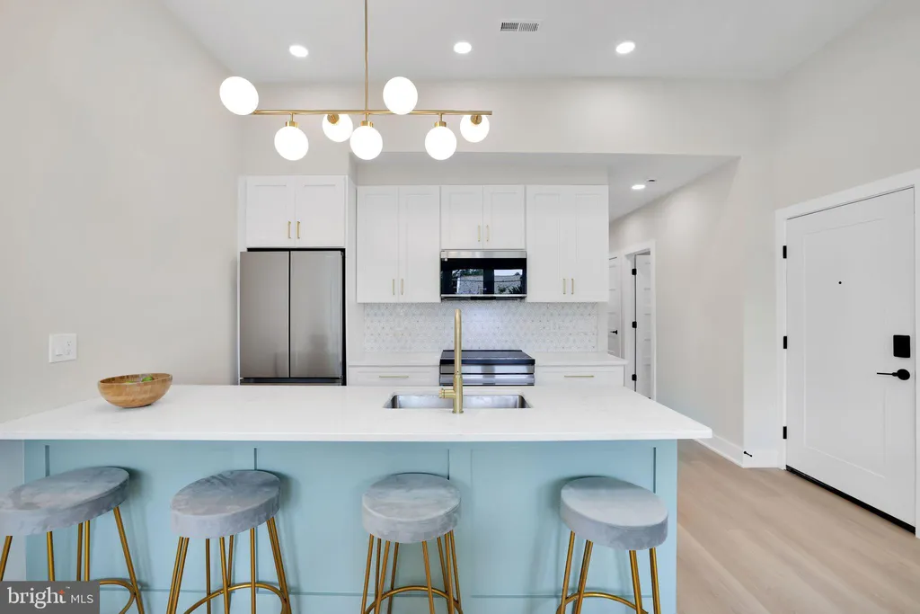 Additional image 8 of 4019 9th Street NE Unit 2, Washington, DC 20017