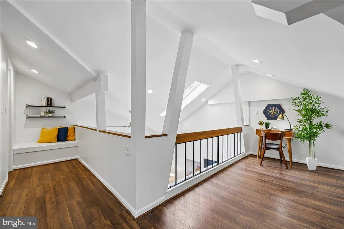 Additional image 71 of 3621 39th Street NW Unit E323, Washington, DC 20016