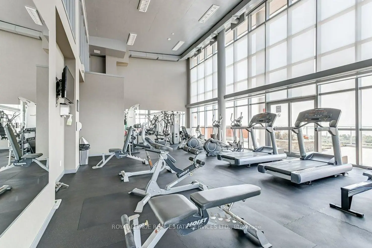 Additional image 17 of 551 Maple Avenue 610