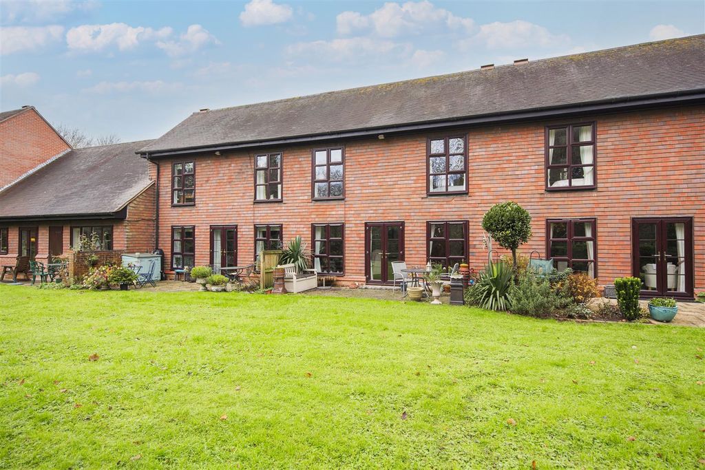 2 bed terraced house for saleOld Parsonage Court, West Malling ME19