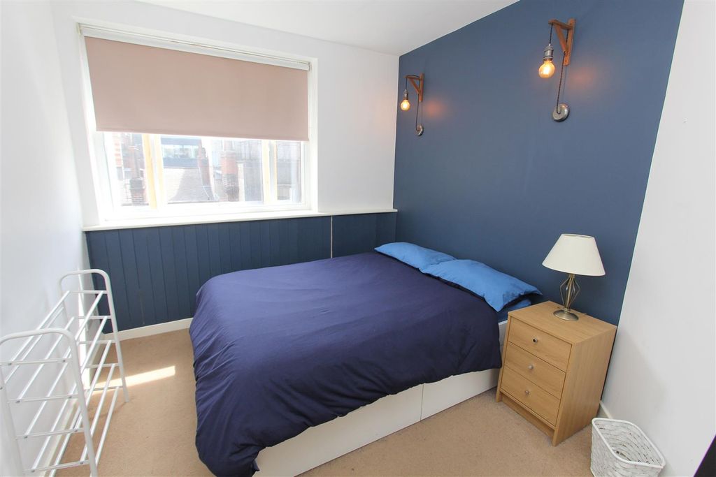 Additional image 3 of 1 bed flat for saleSouth Parade, Leeds LS1