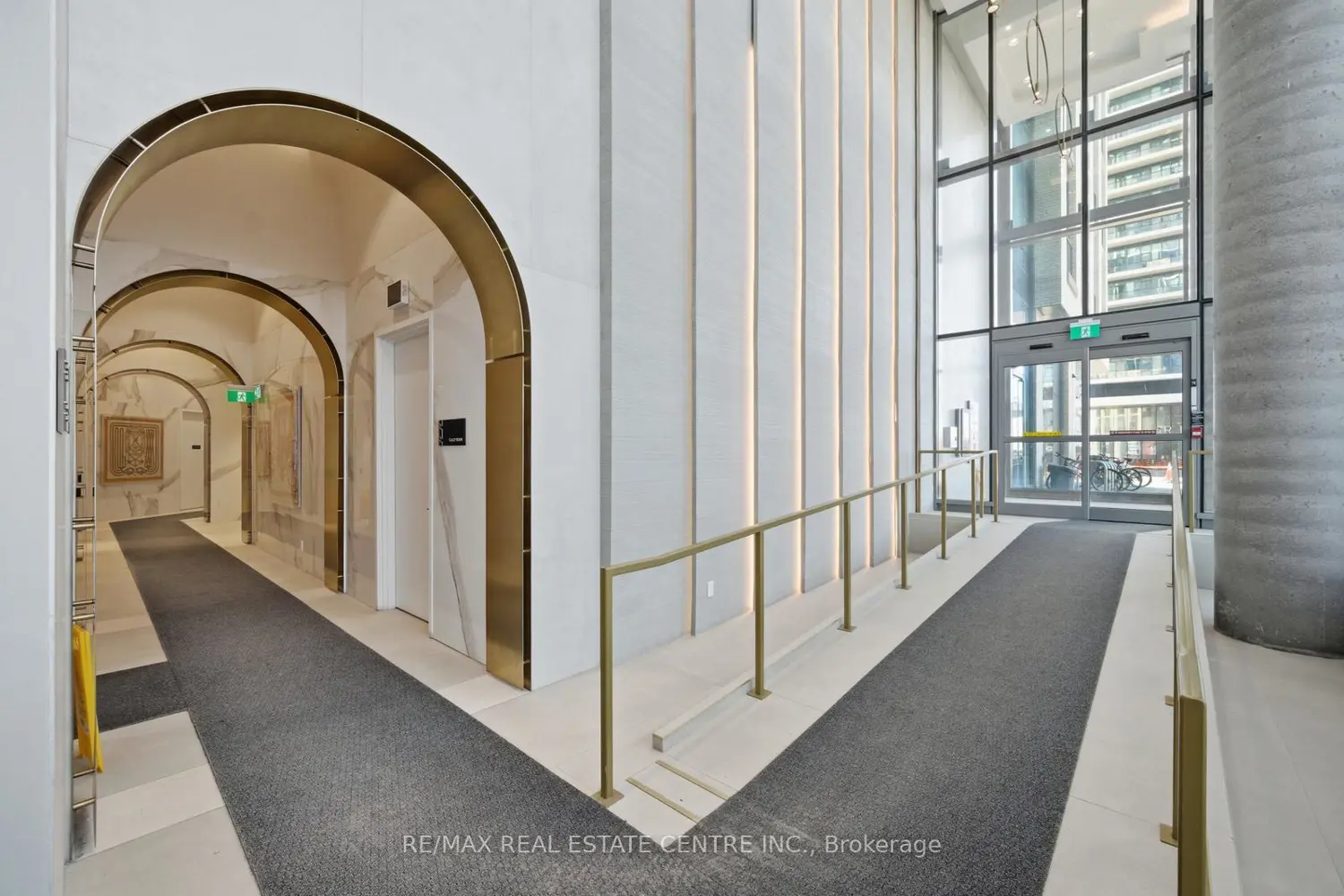 Additional image 2 of 1000 Portage Parkway 3603