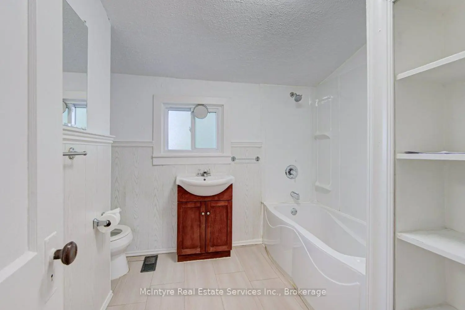 Additional image 10 of 59 4Th Avenue