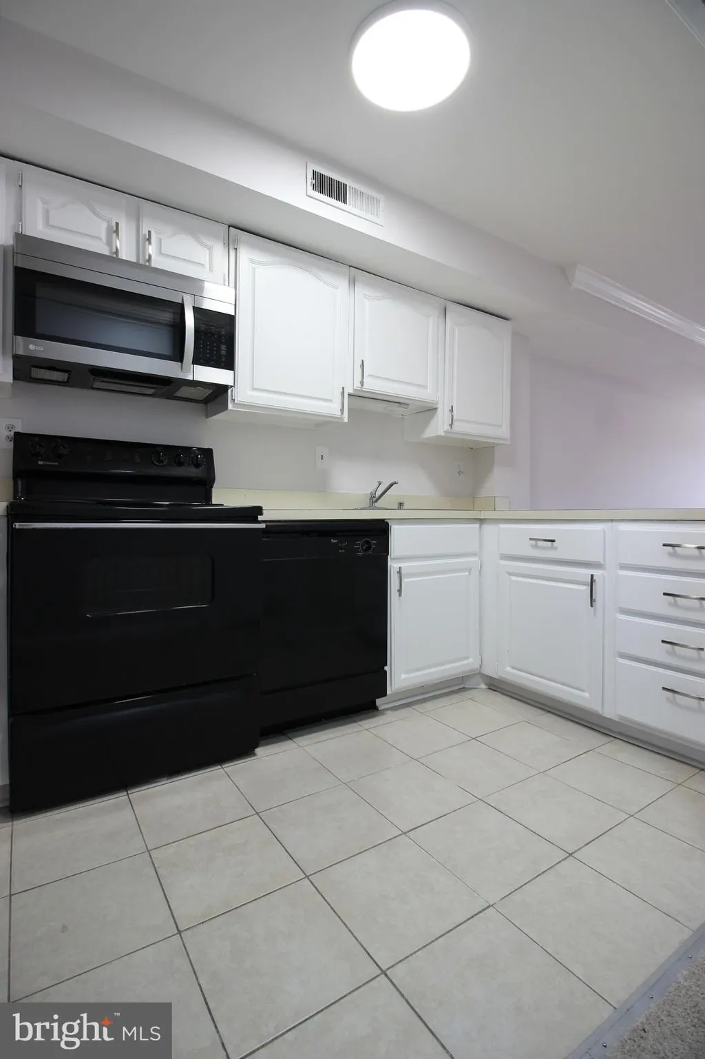 Additional image 3 of 1218 Eton Court NW, Washington, DC 20007