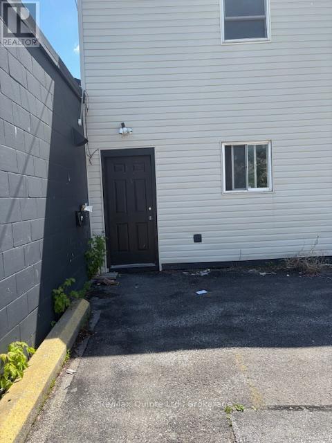 2 - 19 ALBERTA STREET