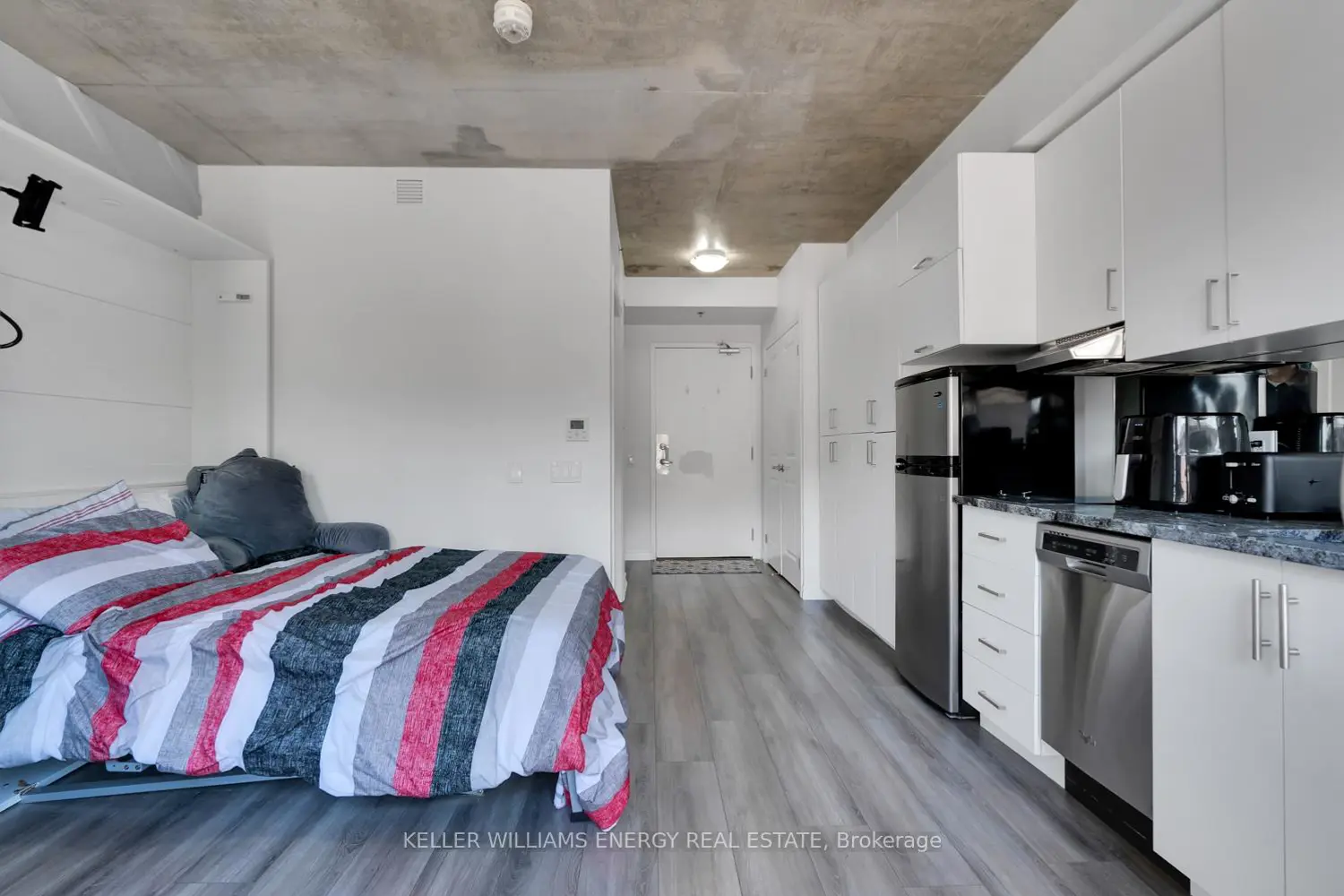 Additional image 9 of 1900 Simcoe Street 217