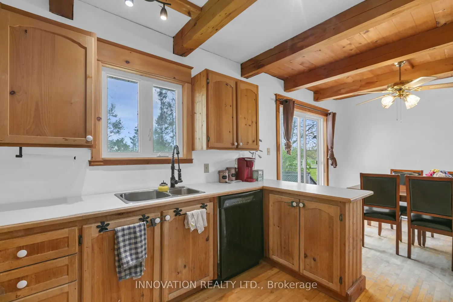 Additional image 11 of 2911 Chartrand Street