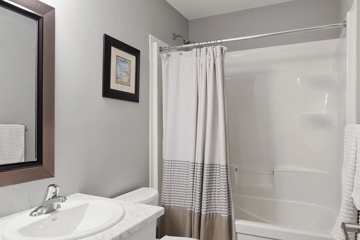 Additional image 11 of 2070 Meadowgate Boulevard 4
