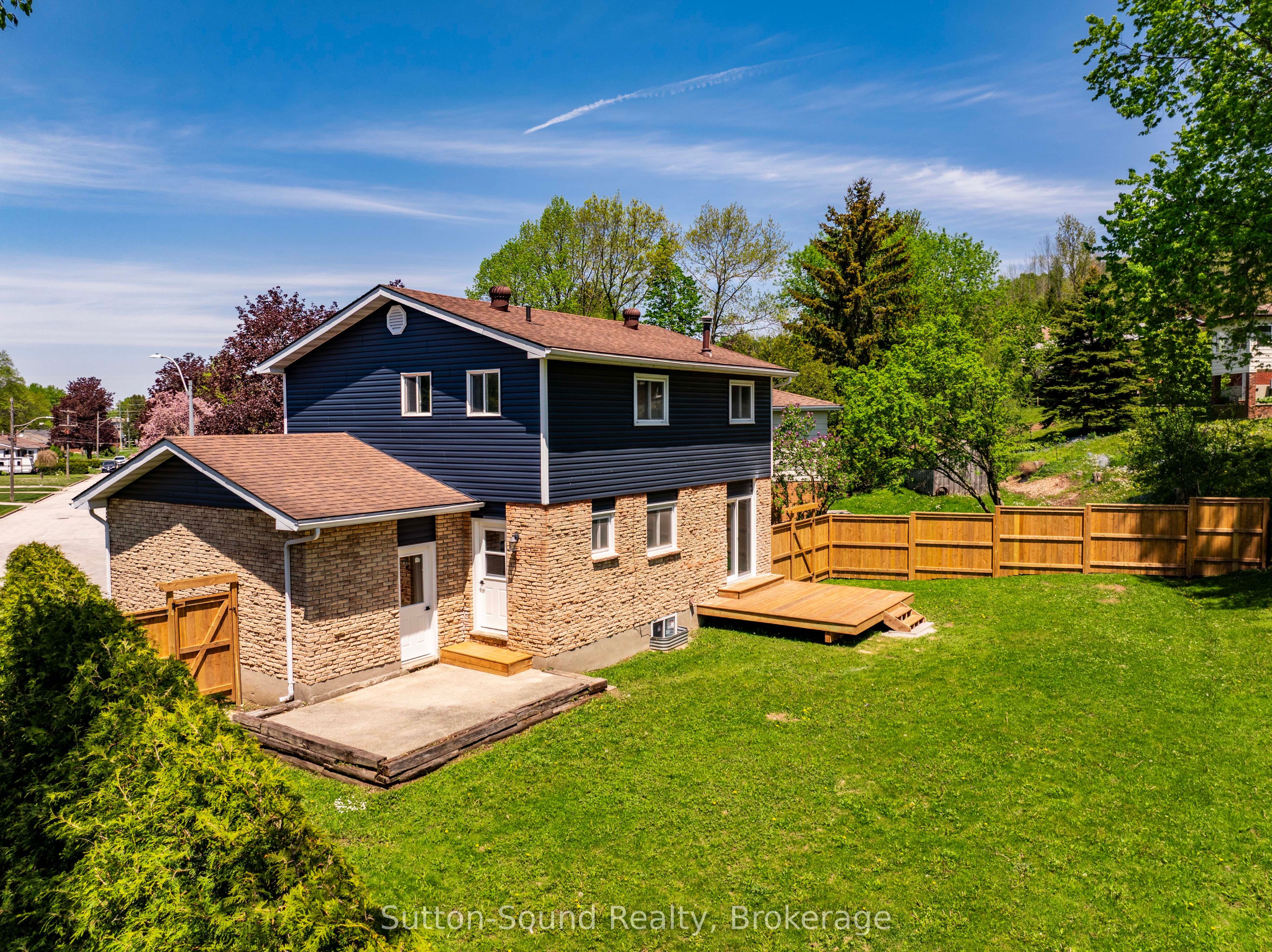 Additional image 3 of 275 8th Avenue E, Owen Sound, ON, N4K 3A3